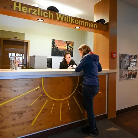 Sonnwendhof 3*